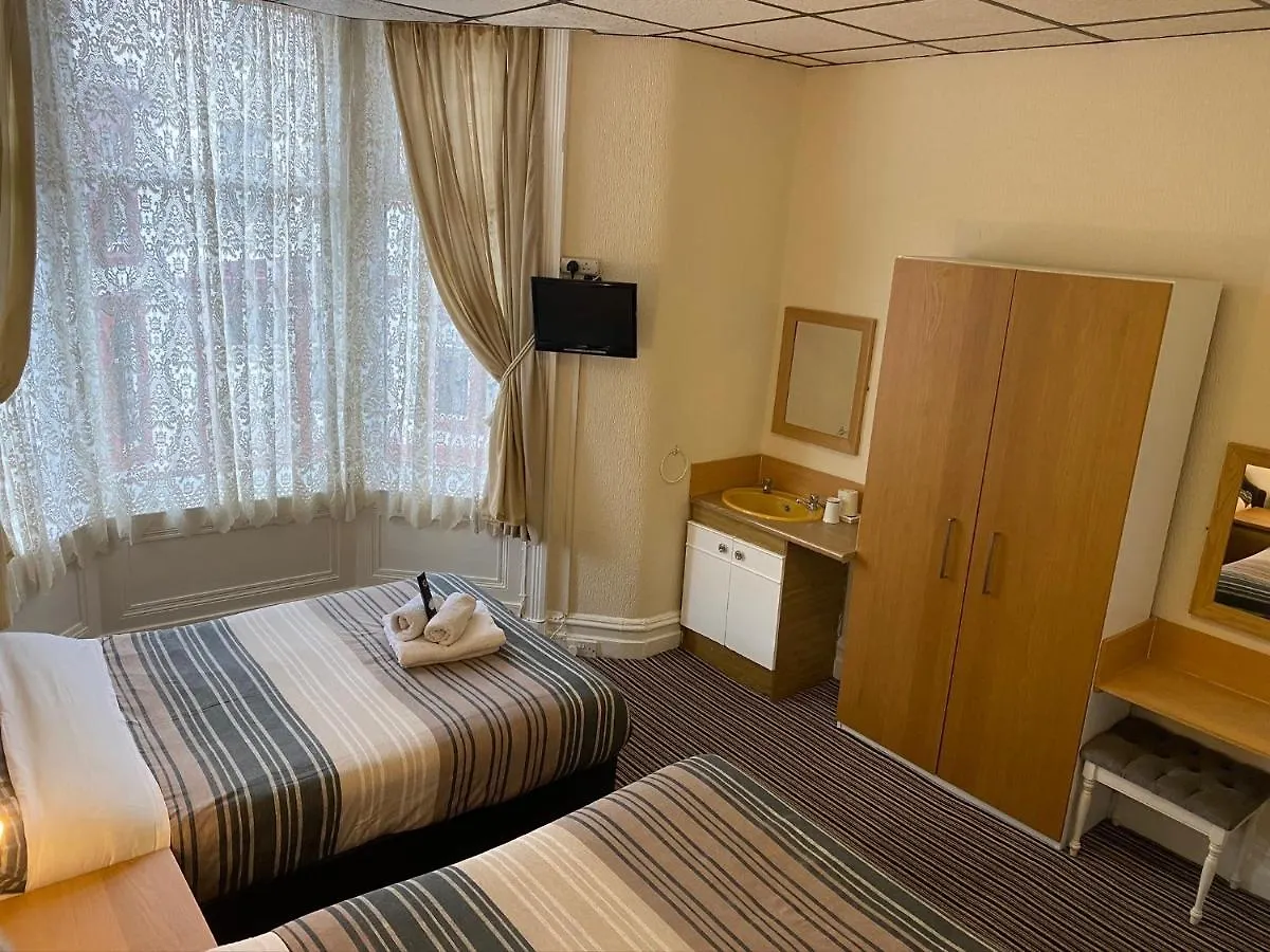 Grange House Hotel Blackpool 3*,